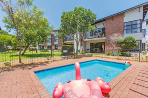 3 Bedroom Holiday Home in Royal Ascot Cape Town - strictly no parties or events